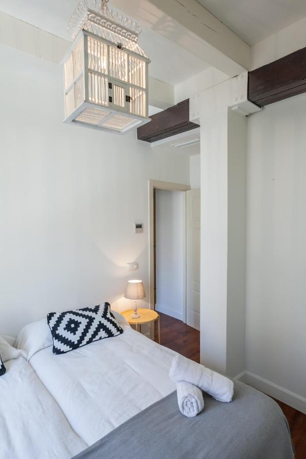 Suite Cathedral Sevilla Luaran gambar