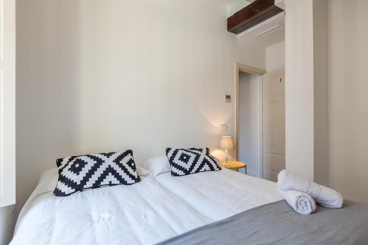 Suite Cathedral Sevilla Luaran gambar