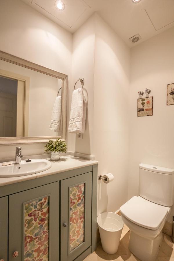 Suite Cathedral Sevilla Luaran gambar
